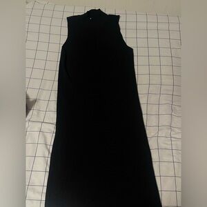 Freshman Classic Black Midi Dress